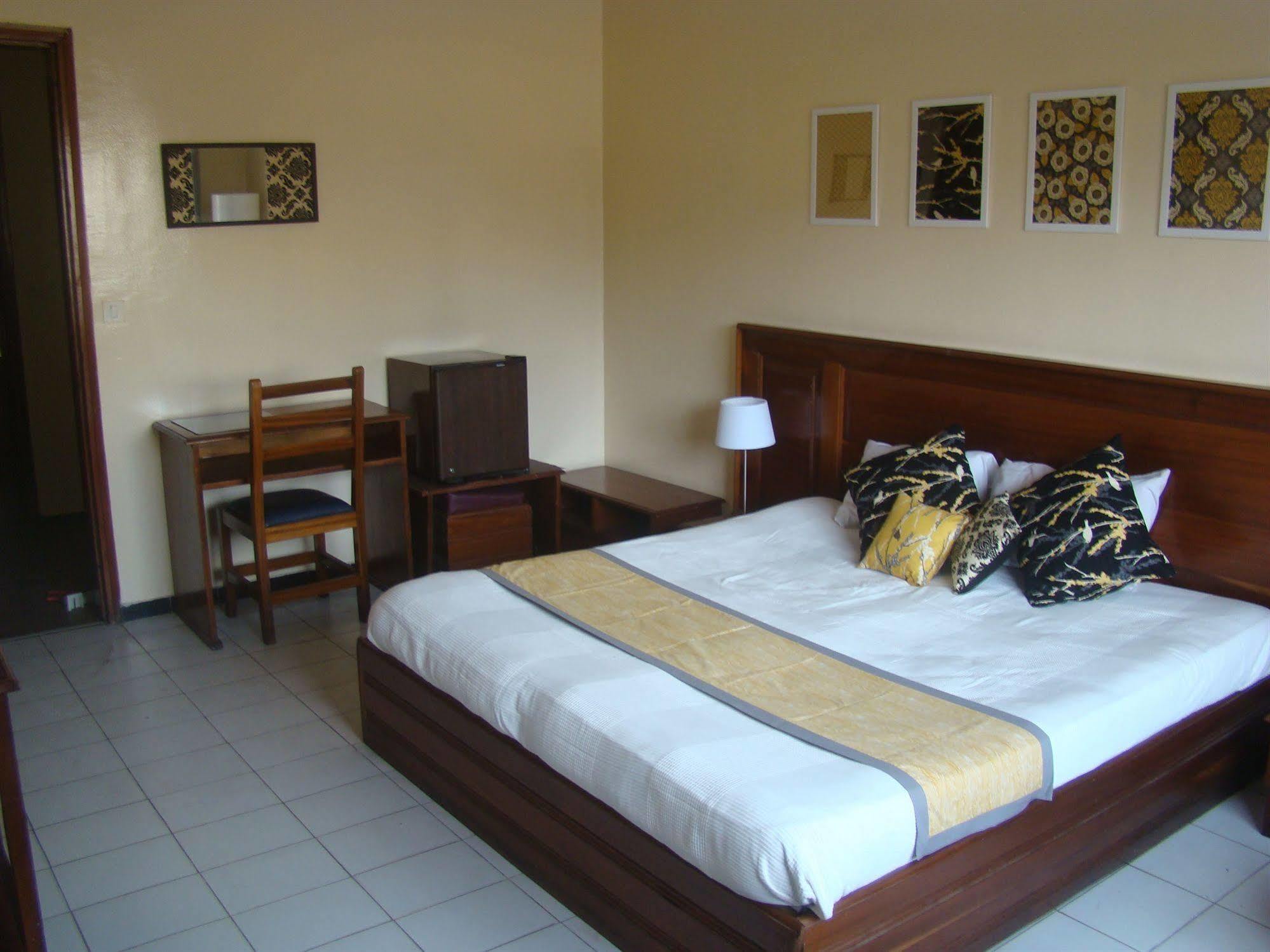 Hotel Baraka Дакар Екстериор снимка